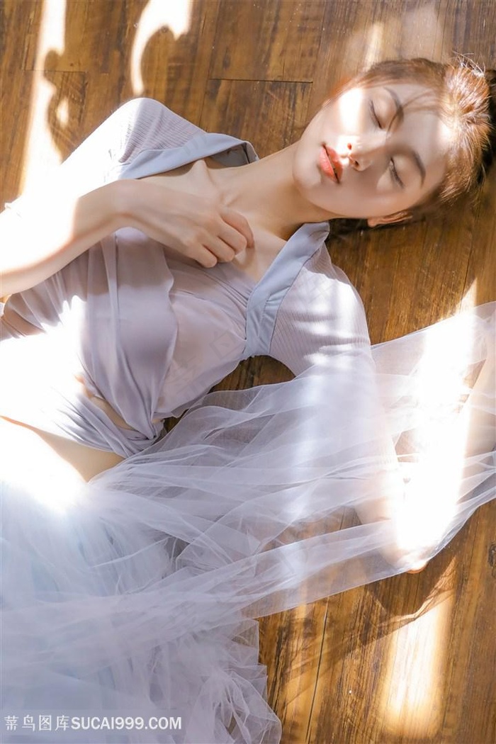 亚洲女性裸体高清影片