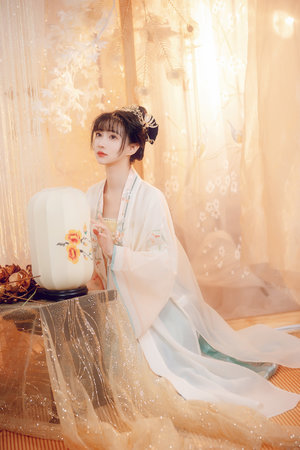 男女在一起愁愁愁免费观看全集