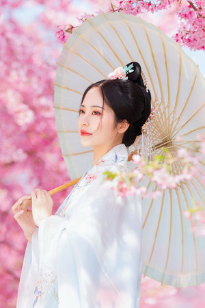打扑克不盖被子的视频